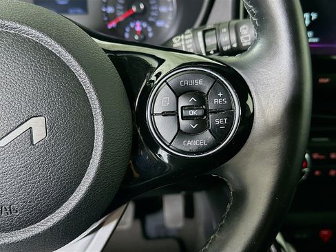 Used 2022 Kia Soul X-Line FWD image 17