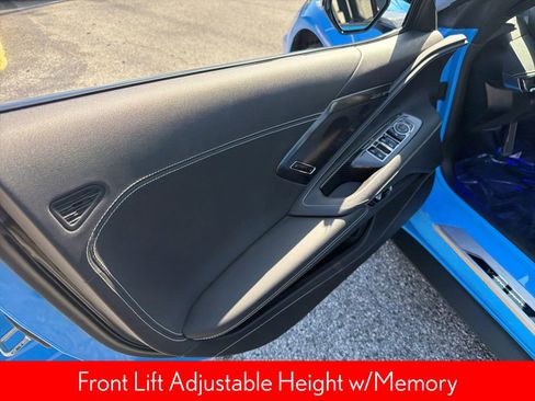 Used 2023 Chevrolet Corvette Stingray Preferred Conv w/ Z51 Performance Package RWD image 15