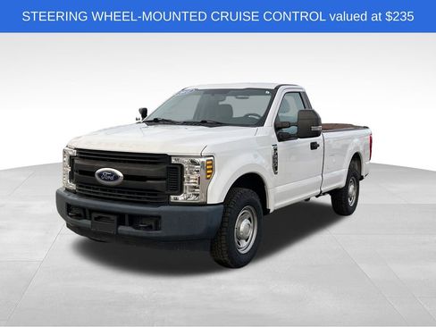 Used 2018 Ford F250 XL w/ Power Equipment Group image 5