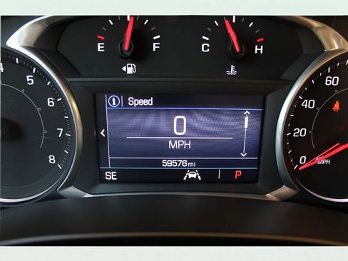 Used 2020 GMC Terrain SLE w/ Driver Convenience Package image 9