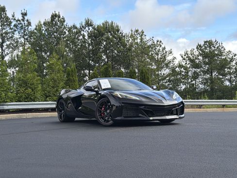 Used 2023 Chevrolet Corvette Z06 w/ Battery Protection Package RWD image 2