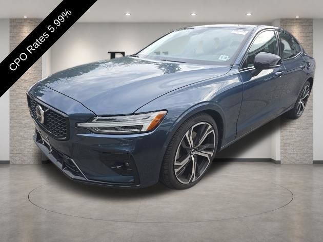 Used 2025 Volvo S60 B5 Plus AWD/4WD image 1