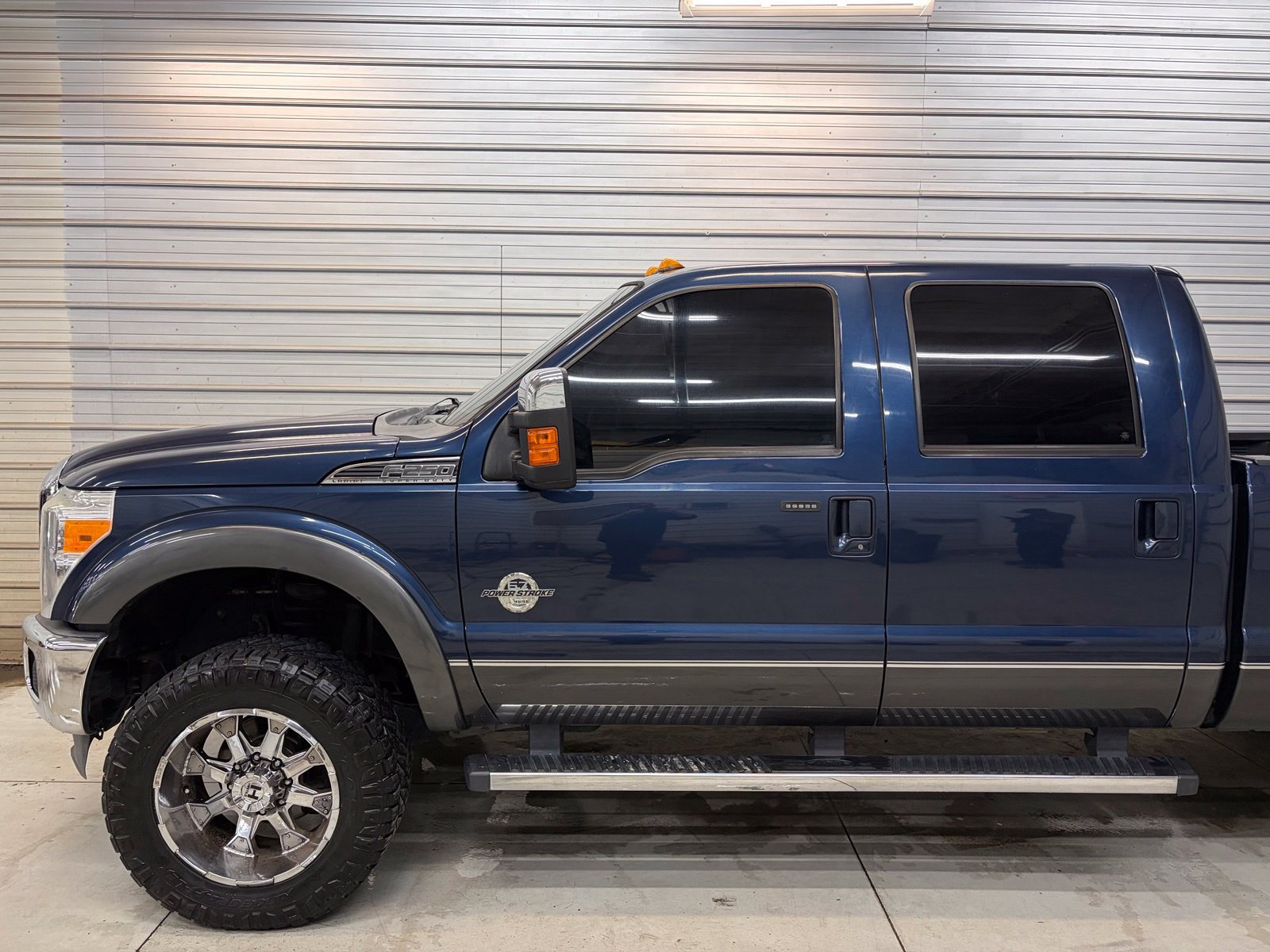 Used 2015 Ford F250 Lariat w/ Lariat Ultimate Package AWD/4WD image 3