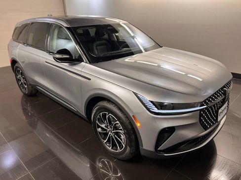 New 2026 Lincoln Nautilus Premier image 1