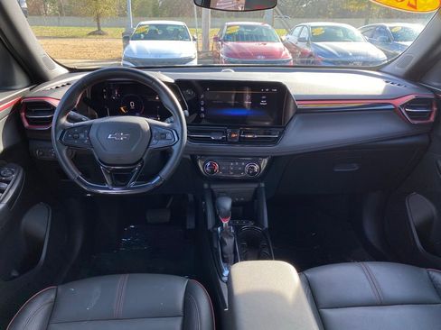 Used 2024 Chevrolet TrailBlazer RS w/ Driver Confidence Package image 26