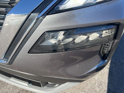 Certified 2023 Nissan Rogue S image 30