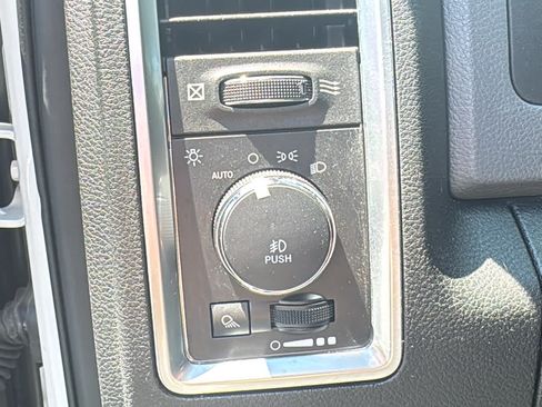 Used 2018 RAM 2500 Big Horn AWD/4WD image 10