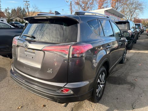 Used 2016 Toyota RAV4 LE image 6