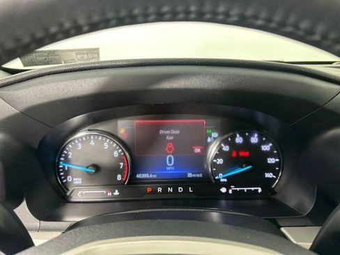 Used 2022 Ford Explorer XLT w/ Equipment Group 202A AWD/4WD image 24