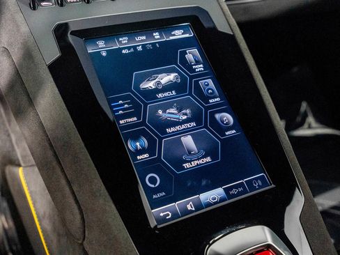 Used 2024 Lamborghini Huracan Sterrato image 42