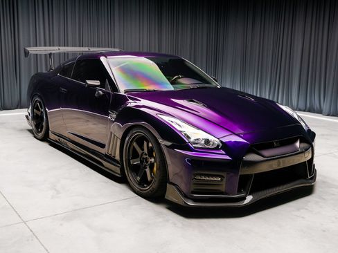 Used 2023 Nissan GT-R Premium w/ Premium Interior Package AWD/4WD image 10