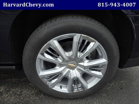 Used 2024 Chevrolet Suburban High Country AWD/4WD image 42