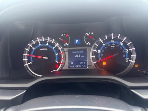 Used 2016 Toyota 4Runner Limited AWD/4WD image 19