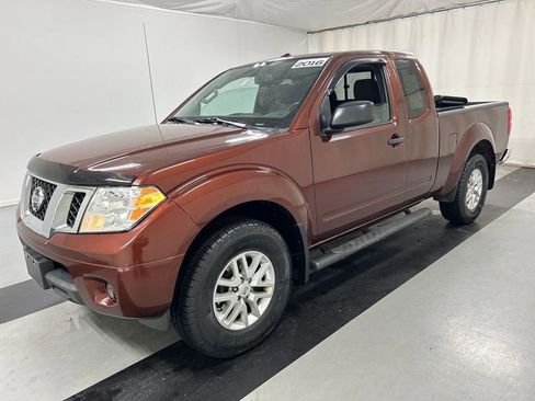 Used 2016 Nissan Frontier SV w/ SV Value Truck Package image 5