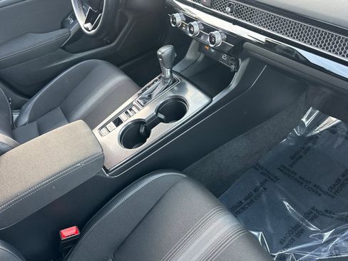 Certified 2024 Honda Civic Sport image 31