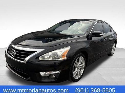 Used 2013 Nissan Altima 3.5 SL image 1