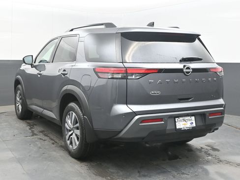 New 2026 Nissan Pathfinder SL FWD image 6