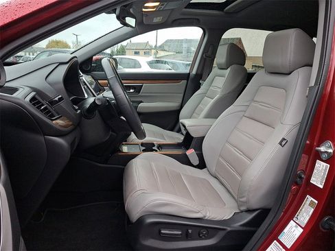 Used 2020 Honda CR-V Touring image 14