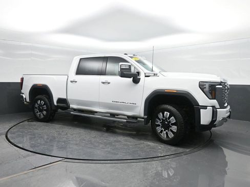 Used 2024 GMC Sierra 2500 Denali w/ Denali Reserve Package image 4