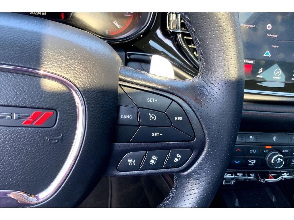 Used 2025 Dodge Durango GT AWD/4WD image 21