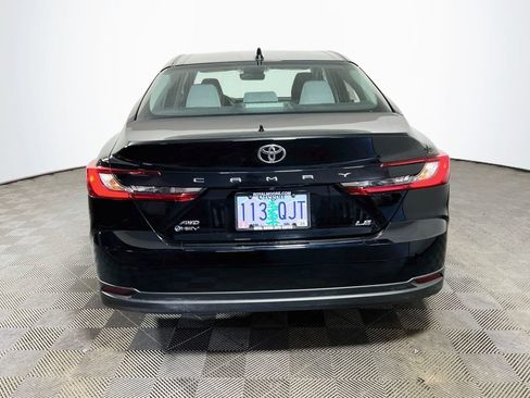 Used 2025 Toyota Camry LE w/ Convenience Package AWD/4WD image 6