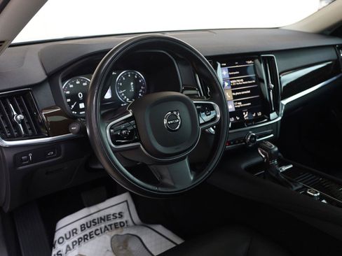 Used 2018 Volvo S90 T5 Momentum w/ Convenience Package FWD image 13