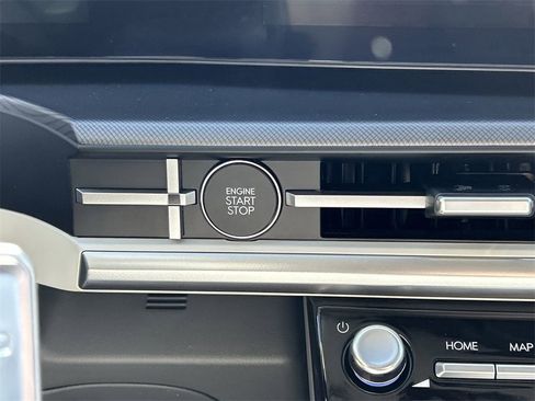 New 2026 Hyundai Santa Fe SE image 29