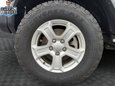 Used 2019 Jeep Wrangler Sport image 20
