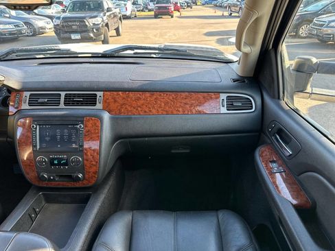 Used 2008 Chevrolet Silverado 2500 LTZ w/ Suspension Package, Off-Road image 17