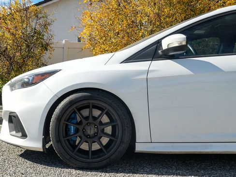 Used 2016 Ford Focus RS image 4