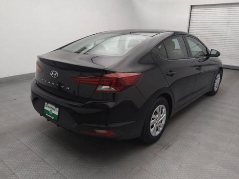 Used 2019 Hyundai Elantra SE FWD image 9