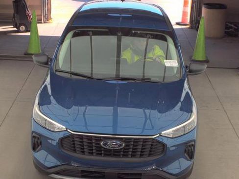 Used 2023 Ford Escape Active AWD/4WD image 8