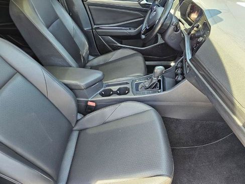 Used 2019 Volkswagen Jetta SEL FWD image 10