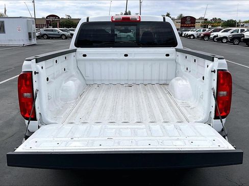 Used 2016 Chevrolet Colorado LT w/ LT Convenience Package RWD image 25