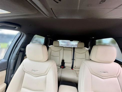Used 2018 Cadillac XT5 FWD image 27