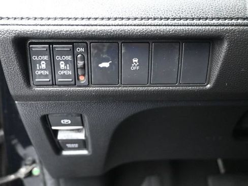 Used 2025 Honda Odyssey Sport-L image 32