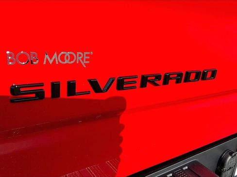 Used 2026 Chevrolet Silverado 1500 Custom Trail Boss w/ Turbomax Blackout Package AWD/4WD image 34