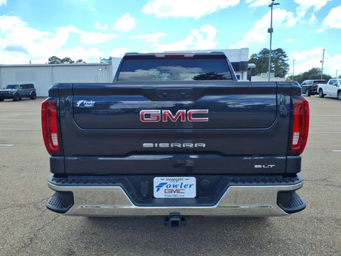 Used 2025 GMC Sierra 1500 SLT RWD image 4