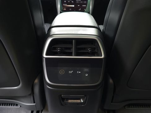 Used 2024 Lucid Air Touring AWD/4WD image 16