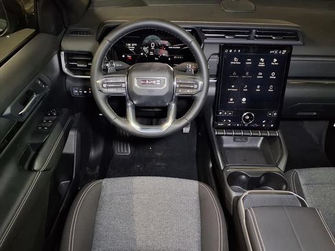 Used 2026 GMC Terrain Elevation w/ Black Edition FWD image 14