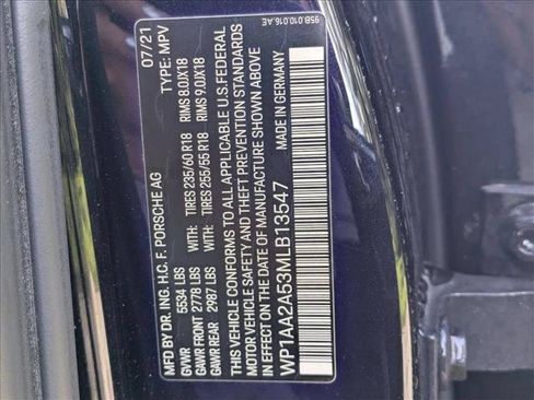 Used 2021 Porsche Macan AWD/4WD image 16