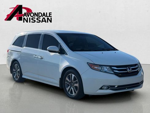 Used 2016 Honda Odyssey Touring Elite image 8