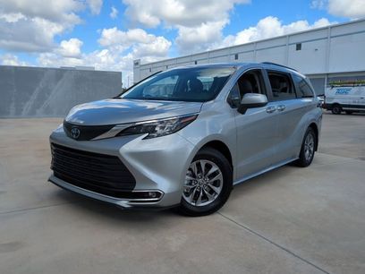 Used 2024 Toyota Sienna XLE