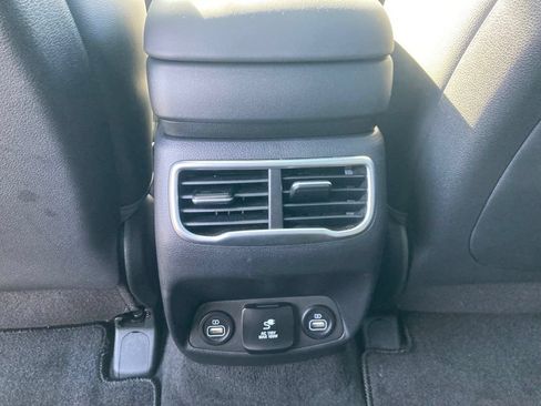 Used 2023 Hyundai Santa Fe Limited w/ Cargo Package AWD/4WD image 24