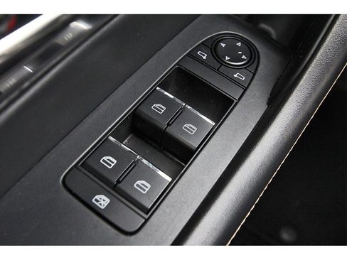 Used 2025 MAZDA CX-70 3.3 Turbo w/ Preferred Package image 21