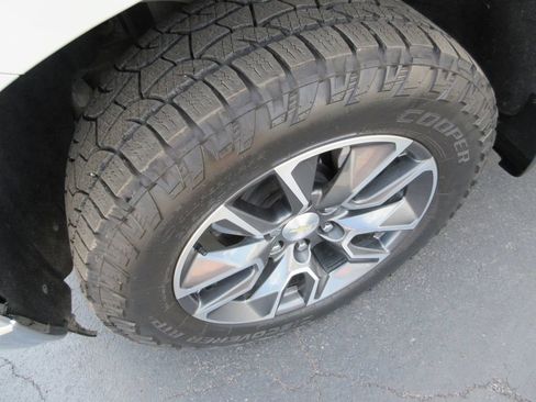 Certified 2022 Chevrolet Silverado 1500 LT w/ Protection Package RWD image 13