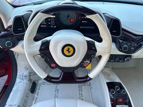 Used 2010 Ferrari 458 Italia Coupe RWD image 15