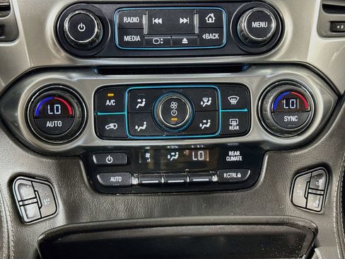 Used 2015 Chevrolet Tahoe LTZ RWD image 16