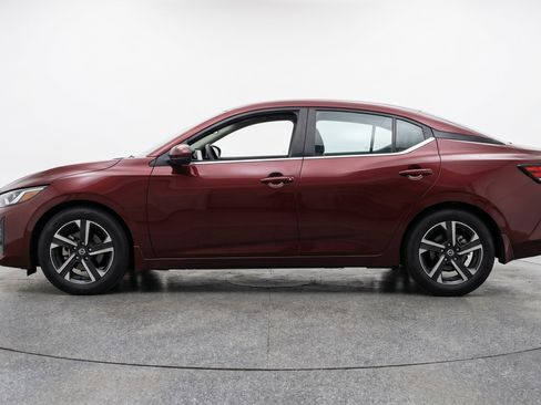 Used 2025 Nissan Sentra SV FWD image 5