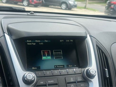 Used 2017 Chevrolet Equinox LT w/ Convenience Package AWD/4WD image 25